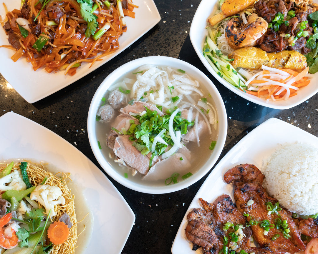 NOODLE SOUPS & STIR FRIED